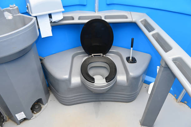 Best Portable bathroom rental  in Columbus, TX